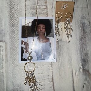 Elegant Gold and Silver Dangle Jewelry Set